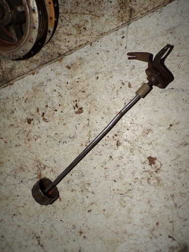 Axe molette serrage fourche - molette,