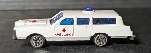 Ancienne voiture ambulance - ancienne,
