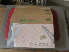 ++"540.3"     LOT DE 38 PAQUETS DE 12 FEUILLES PAPIER MILLIMETRE 21 X 29.7 CM