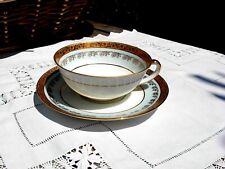 tasse à café Limoges porcelaine ancienne doré or fin signé Yvette Curdy Limoges