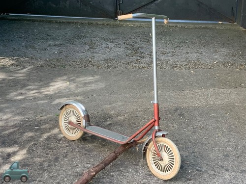 Ancienne trotinette années - , 60