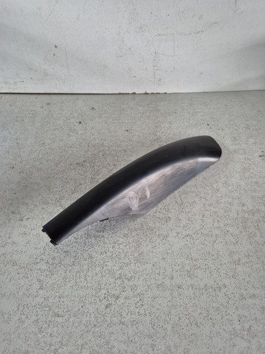 Cache garniture avant droit - cache,