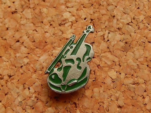 Pin violon vert - pin's,