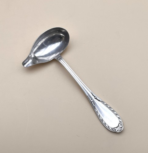 Cuillère louche à - /,