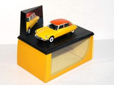 DS COLLECTION 1/43 VOITURE