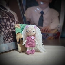 Poupée miniature au crochet. Tiny doll. Poupée miniature Dollhouse.