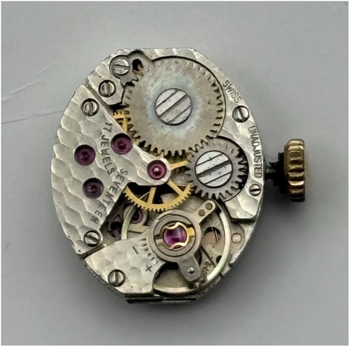 1977 mouvement de montre - 1977-2,