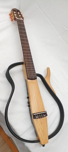 Guitare silencieuse yamaha - silencieuse,
