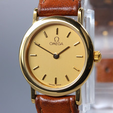 Presque comme neuve] Montre