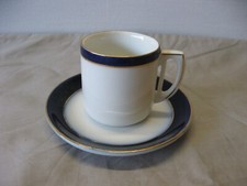 Très belle tasse en porcelaine ancienne vers 1900 anse en forme de harpe