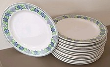Joli lot 16 assiettes plates