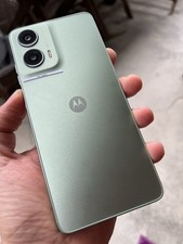 Smartphone Motorola Moto G24 4 Go/128 Go Vert Métal