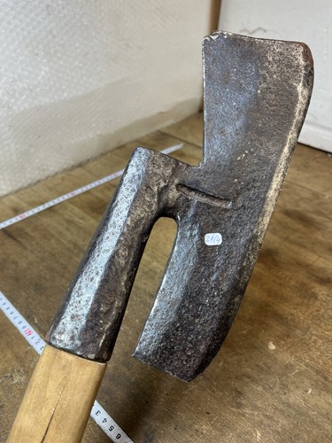Hache taille fond - hache,