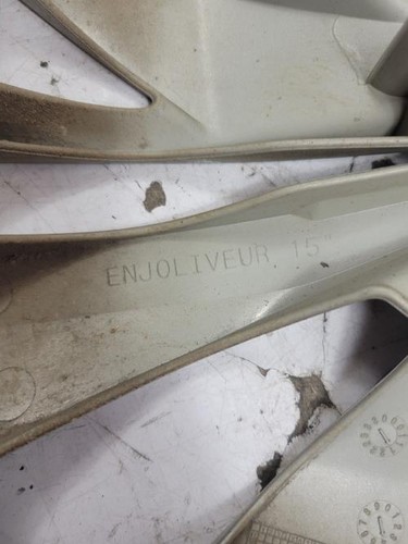 Enjoliveur peugeot 208 - enjoliveur,