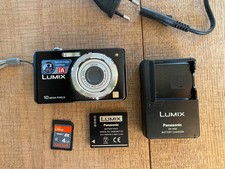 Panasonic Lumix DMC-FS7 avec