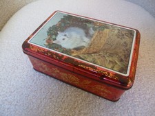 Ancienne boite à gâteaux en
