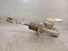 30610MB400 POMPE D´EMBRAYAGE