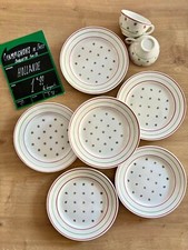 lot 6 assiettes à dessert + 2