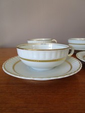 6 Tasses à Thé & sous tasses