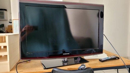 Télévision samsung noir 95cm - télévision,
