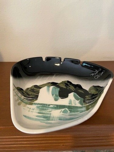 Vtg matthew adams hand - hand, painted