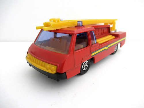 Miniature pompiers corgi - miniature,