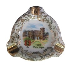 Petit Cendrier En Porcelaine