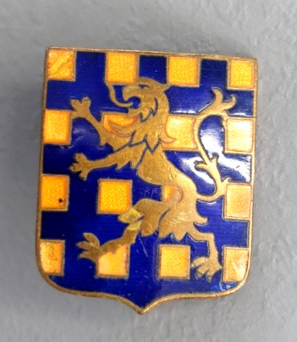 Insigne militaire ancien lion - militaire,