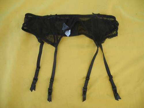 Porte jartelle noir dentelle - porte,