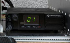 Radio Motorola DM4400E 403-470 MHz UHF Analog-Digital DMR