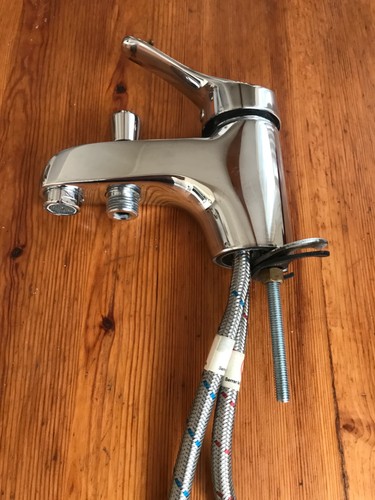 Robinet mitigeur baignoire - robinet, baignoire-