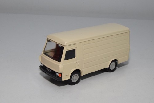 B71 cursor models - 1:50,