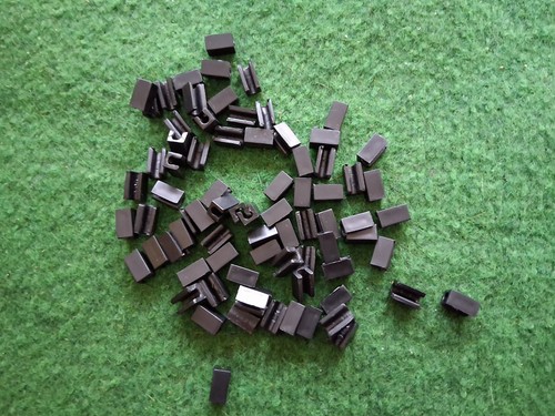 Attaches pour rails - attaches, de
