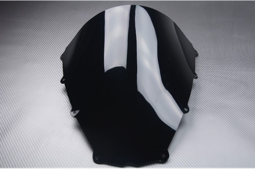 Bulle noire saute - /, vent