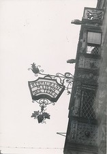 COLMAR c. 1935 - Enseigne Fer Forgé  "Maison des Têtes"  Haut-Rhin - P 545