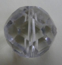 Pampille boule facettée 14×15 mm – Cristal ancien – Lustre XIXe – REF 849