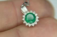 Pendentif en or blanc 18K