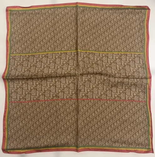 Super rare foulard - super,