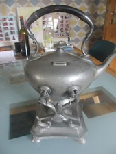 TRES RARE BOUILLOIRE EN ETAIN SHEFFIELD