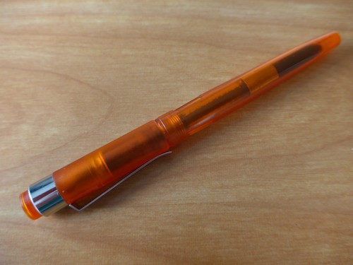 Diplomat magnum orange stylo - diplomat,