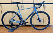 Giant Advanced 0 PC Road Bike