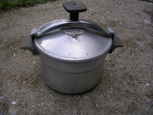 Cocotte minute seb - minute, en