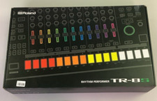 Roland aira rhythm - tr-8s,