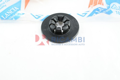 Bouton clip fixation capote - bouton, de