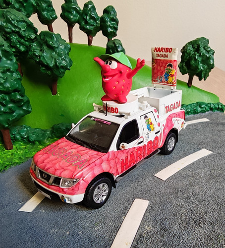 Rare voiture miniature nissan - voiture,