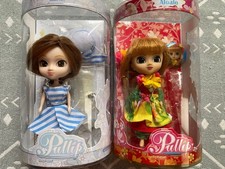 Lot de poupées Little Pullip