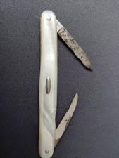 ANCIEN JOLI PETIT  CANIF