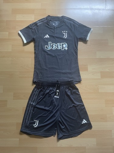 Ensemble juventus - la,