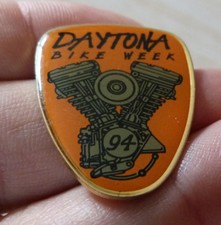 RARE PIN'S RASSEMBLEMENT MOTO