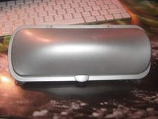 COFFRE DE VOITURE OU CAMION BARBIE COM NEUF S OUVRE FIXATION EN DESSOUS A VOIR